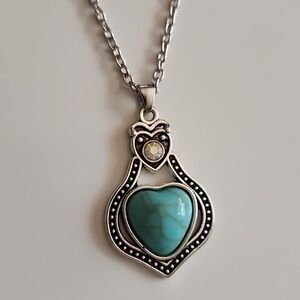 Tribal heart Turquoise  Simulated irridescent GEM Pendant Necklace 20 inch